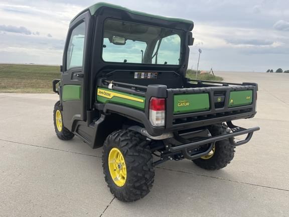 Image of John Deere XUV 835R equipment image 2