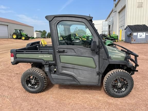 Image of John Deere XUV 835R Primary image