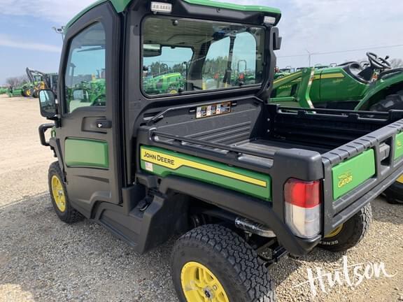 Image of John Deere XUV 835R equipment image 3