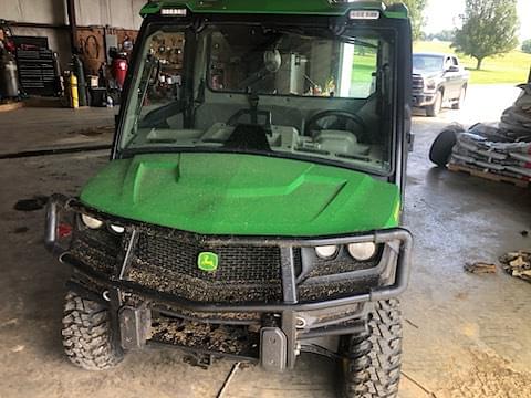 Image of John Deere XUV 835R equipment image 1