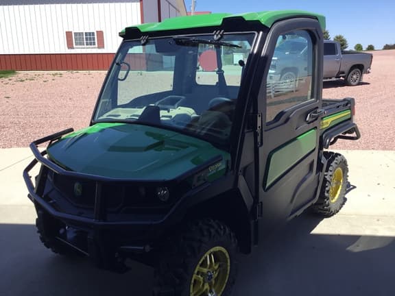 Image of John Deere XUV 835R Primary image