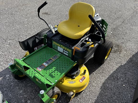 Image of John Deere Z335E Primary image