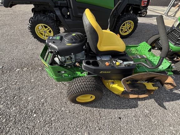 Image of John Deere Z335E equipment image 2