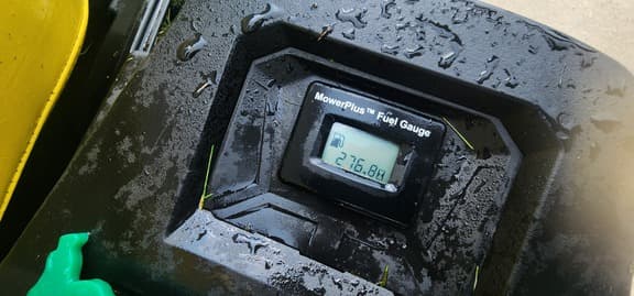 Image of John Deere Z515E equipment image 4