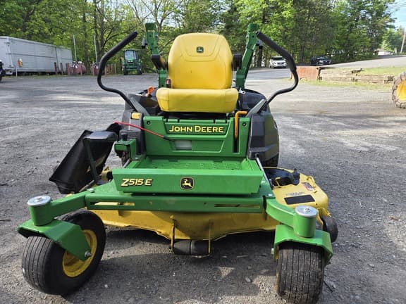 Image of John Deere Z515E equipment image 2