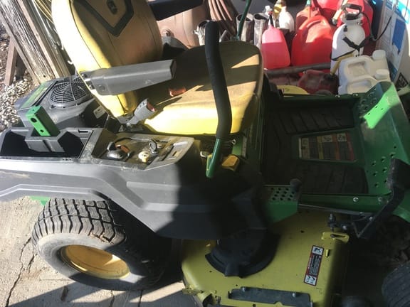 2021 John Deere Z530M Equipment Image0