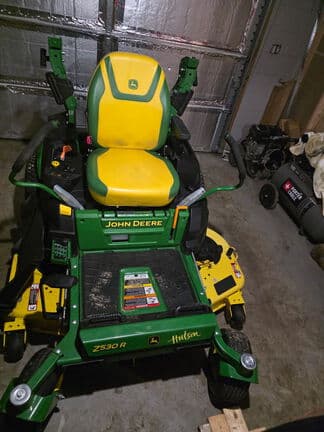 Image of John Deere Z530R equipment image 2