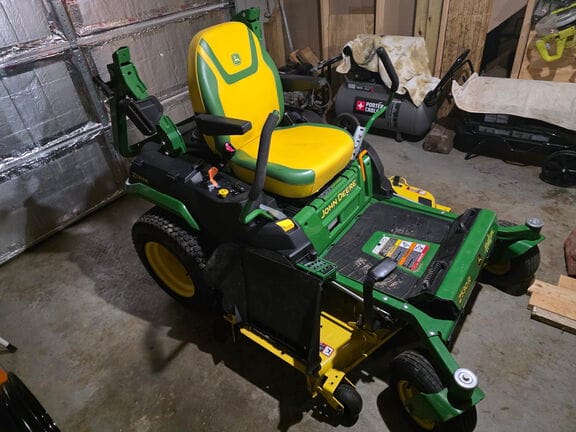 2021 John Deere Z530R Equipment Image0
