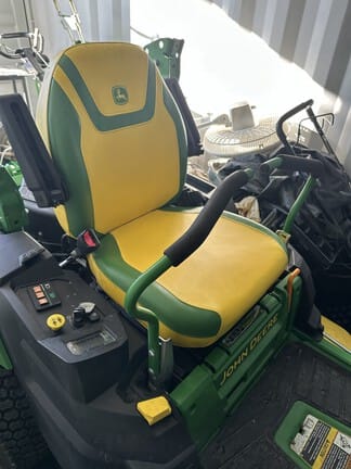 2021 John Deere Z545R Equipment Image0