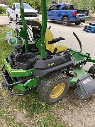 Image of John Deere Z740R equipment image 2