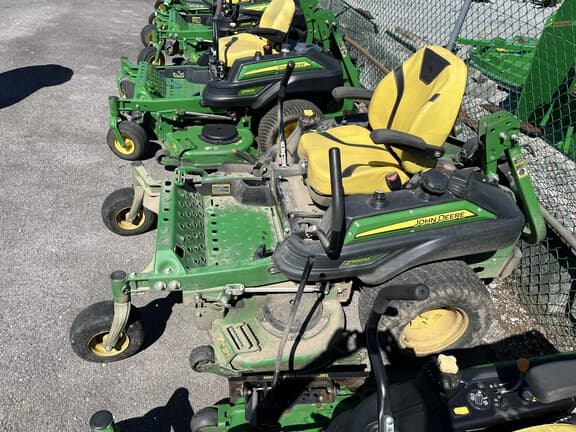 Image of John Deere Z920M equipment image 4