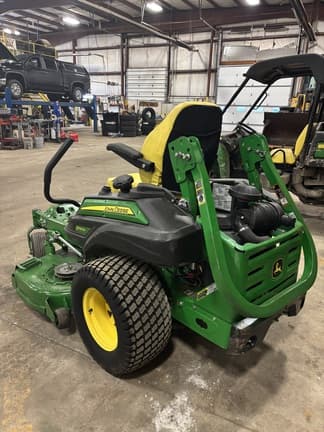 Image of John Deere Z920M equipment image 2