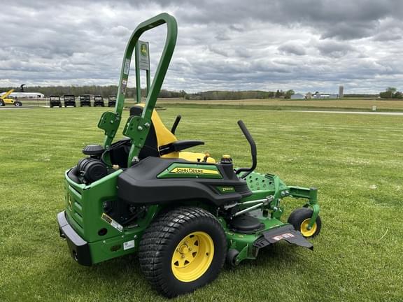 Image of John Deere Z920M equipment image 4