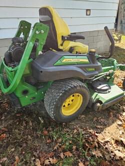 Image of John Deere Z930M equipment image 4