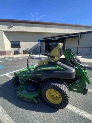 Image of John Deere Z930M equipment image 1