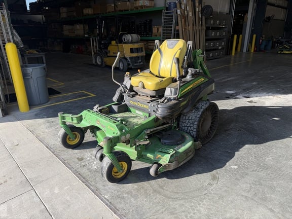 2021 John Deere Z930R Equipment Image0