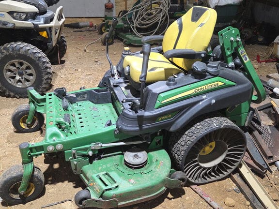 2021 John Deere Z950R Equipment Image0