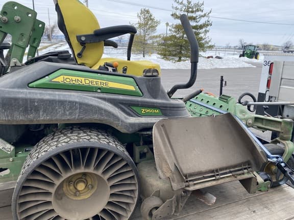 Image of John Deere Z960M equipment image 1