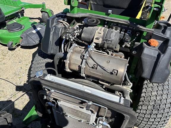 Image of John Deere Z997R equipment image 3