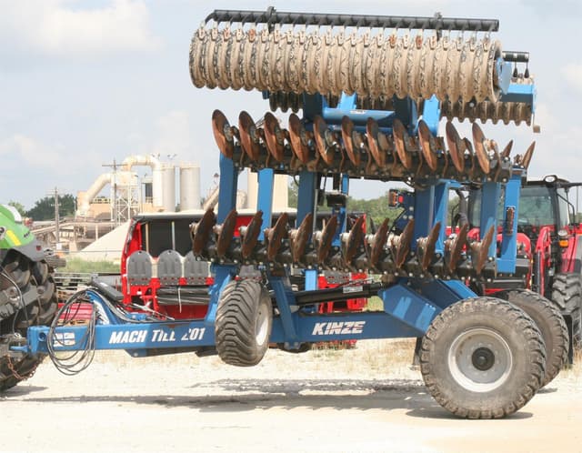 Image of Kinze Mach Till 201 equipment image 1