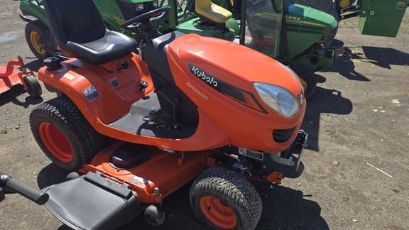 Image of Kubota GR2120 equipment image 2