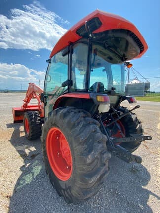 Image of Kubota MX6000 equipment image 2
