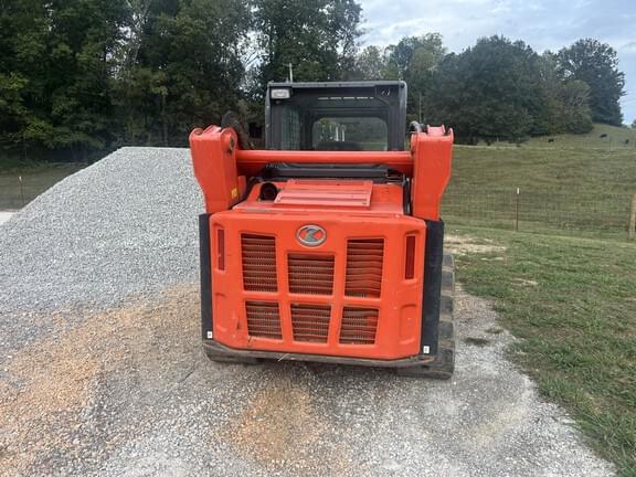 Image of Kubota SVL75-2 equipment image 2