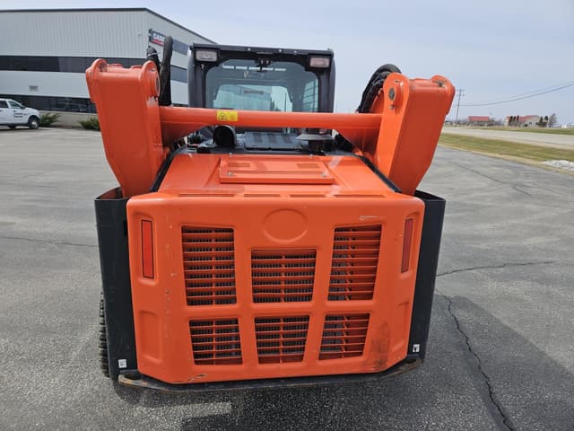 Image of Kubota SVL97-2 equipment image 3