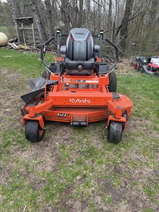 2021 Kubota Z725 Equipment Image0