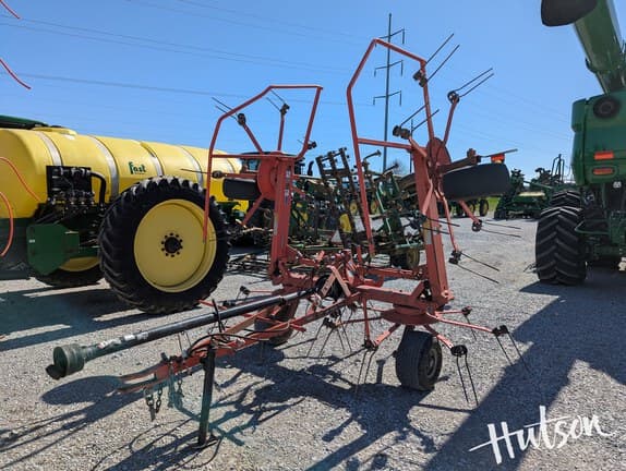 Image of Kuhn GF5202THA equipment image 2