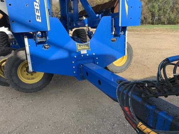 Image of Landoll 7833-30 equipment image 2