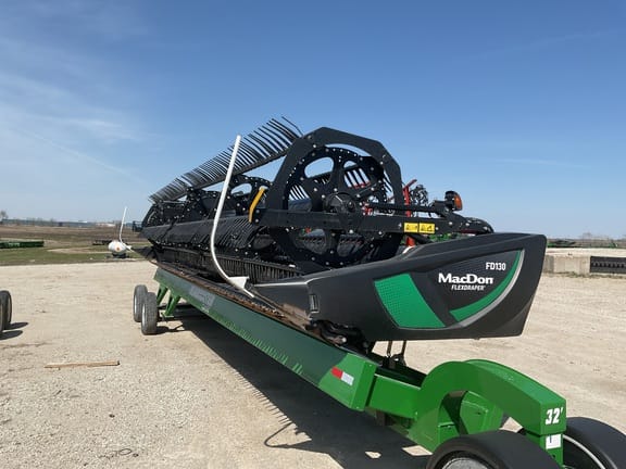 2021 MacDon FD130 Equipment Image0