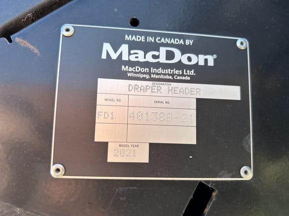 2021 MacDon FD140 Equipment Image0