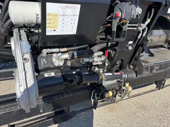 Image of MacDon FD145 equipment image 4