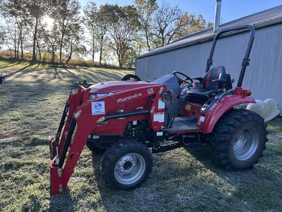 Image of Mahindra 1635 equipment image 1