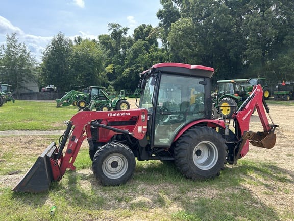 2021 Mahindra 2638 Equipment Image0