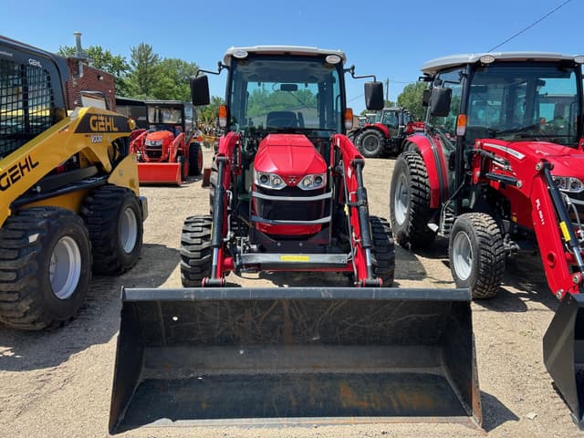 Image of Massey Ferguson 2850M equipment image 2
