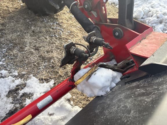 Image of Massey Ferguson 4707 equipment image 1