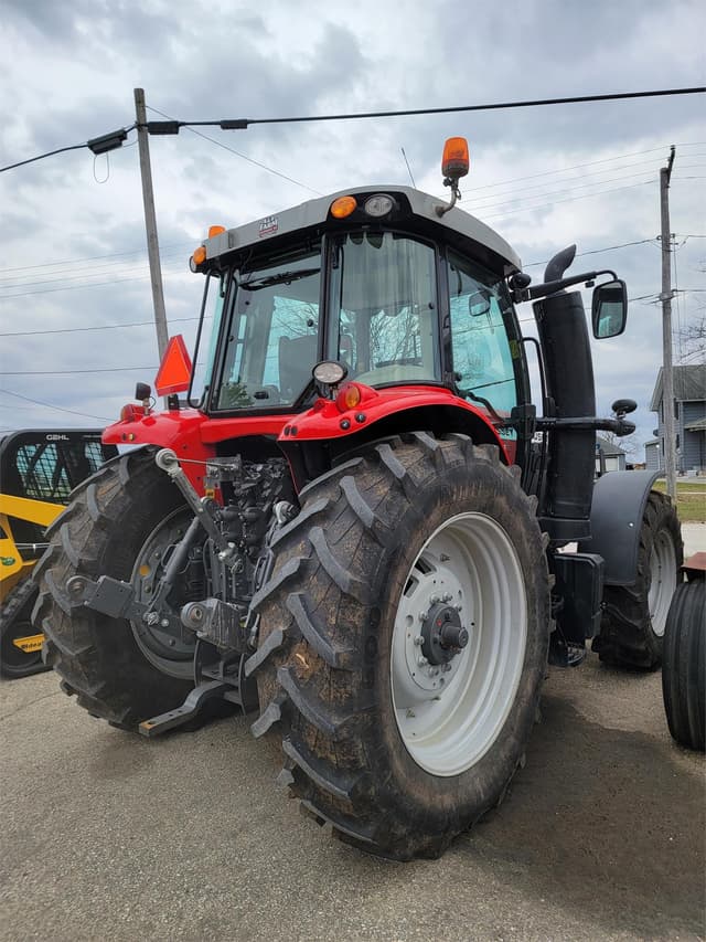Image of Massey Ferguson 7715S equipment image 3