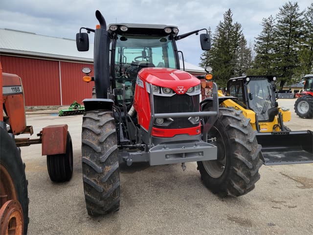 Image of Massey Ferguson 7715S equipment image 2