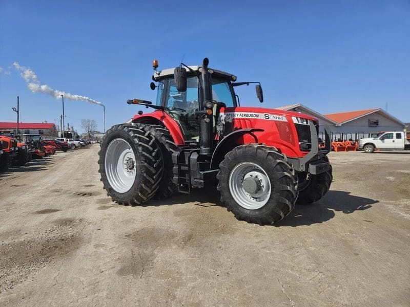 Image of Massey Ferguson 7724S Primary image