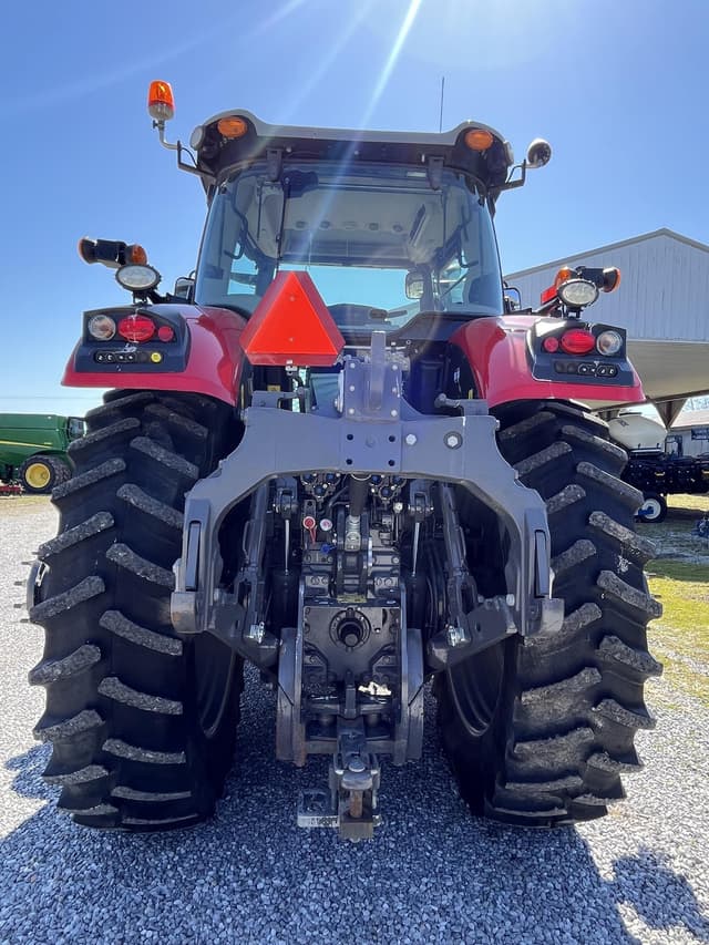 Image of Massey Ferguson 8735S equipment image 3