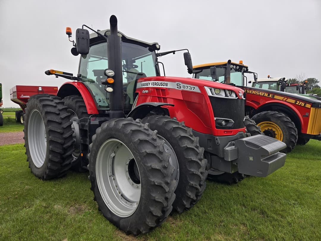 Image of Massey Ferguson 8737S Image 1