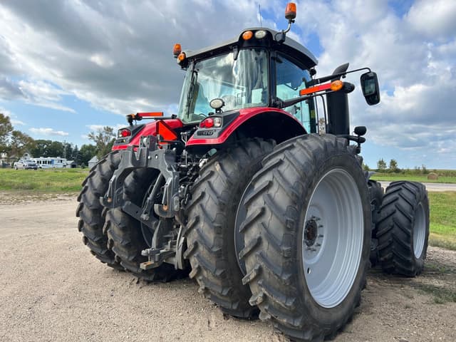 Image of Massey Ferguson 8737S equipment image 3