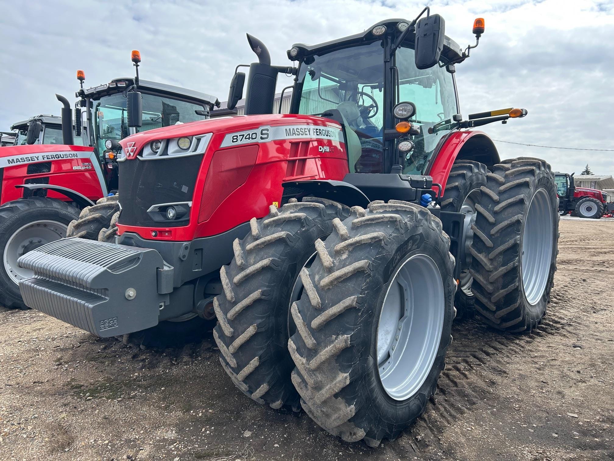 2021 Massey Ferguson 8740S Equipment Image0