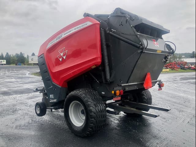 Image of Massey Ferguson RB4160V equipment image 4