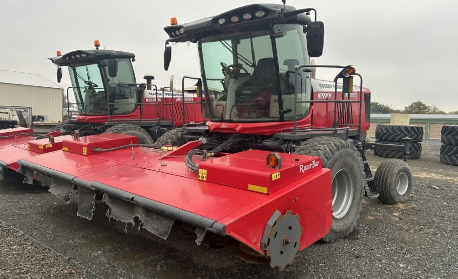 Massey Ferguson WR9980 Equipment Image0