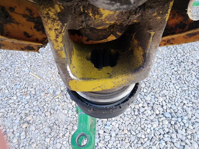 Image of McHale V6 750 equipment image 2