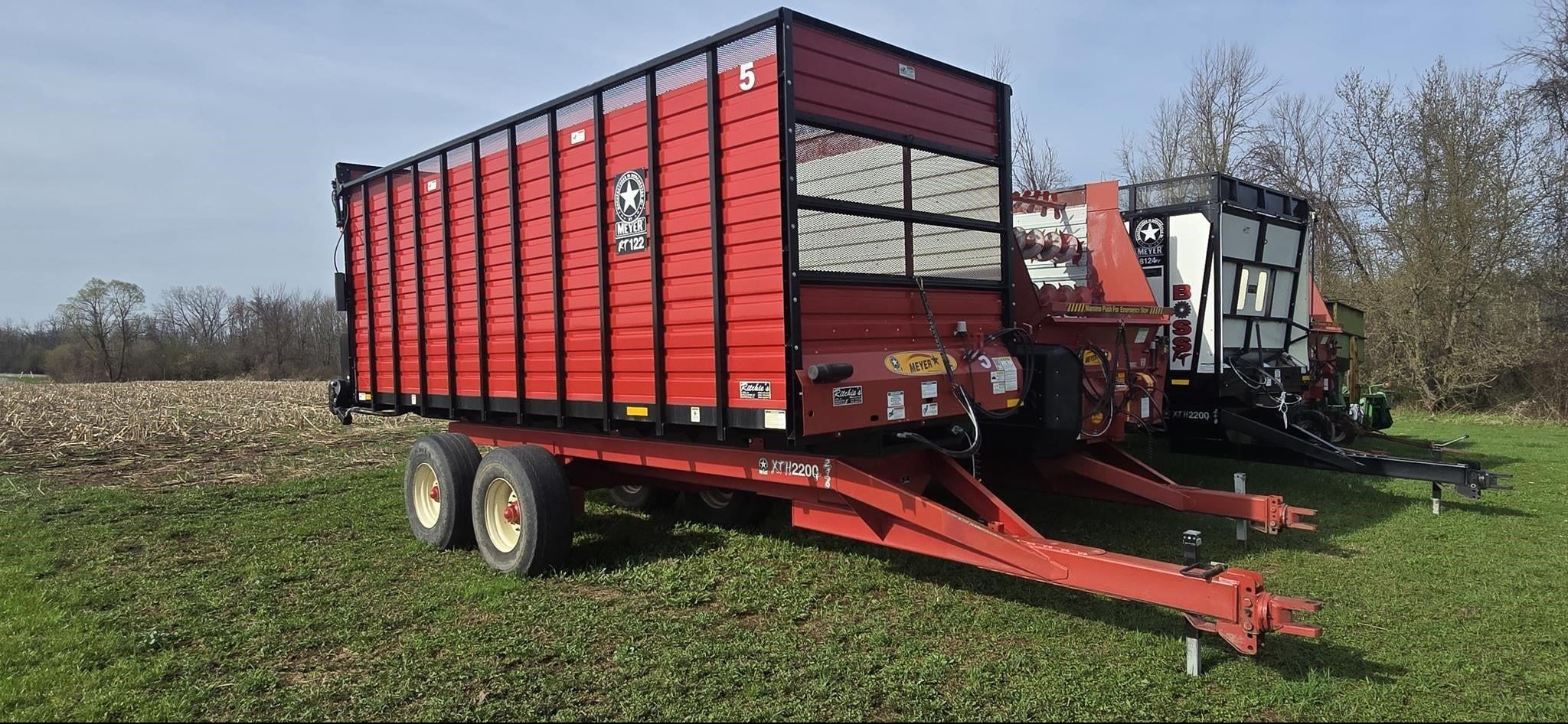 2021 Meyer RT122 Equipment Image0