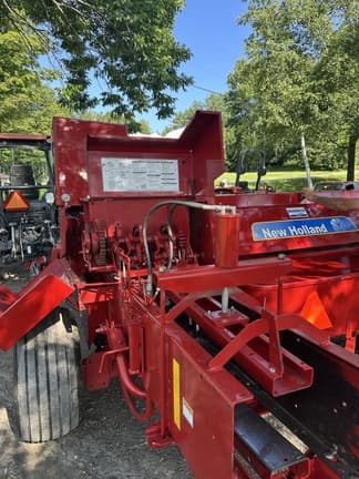 Image of New Holland BC5070 equipment image 3